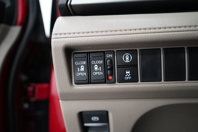 Used 2022 Honda Odyssey EX image 21