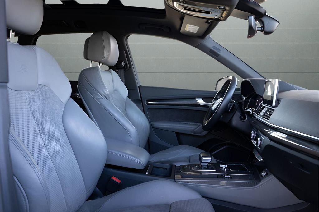 Used 2020 Audi SQ5 Premium Plus w/ Premium Plus Package image 84