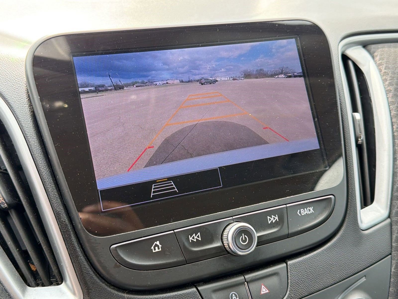 Used 2025 Chevrolet Malibu LT image 20