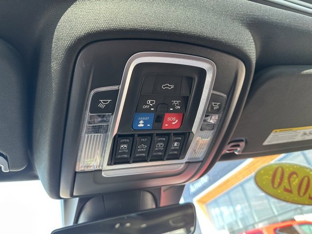 Used 2020 RAM 1500 Limited image 33