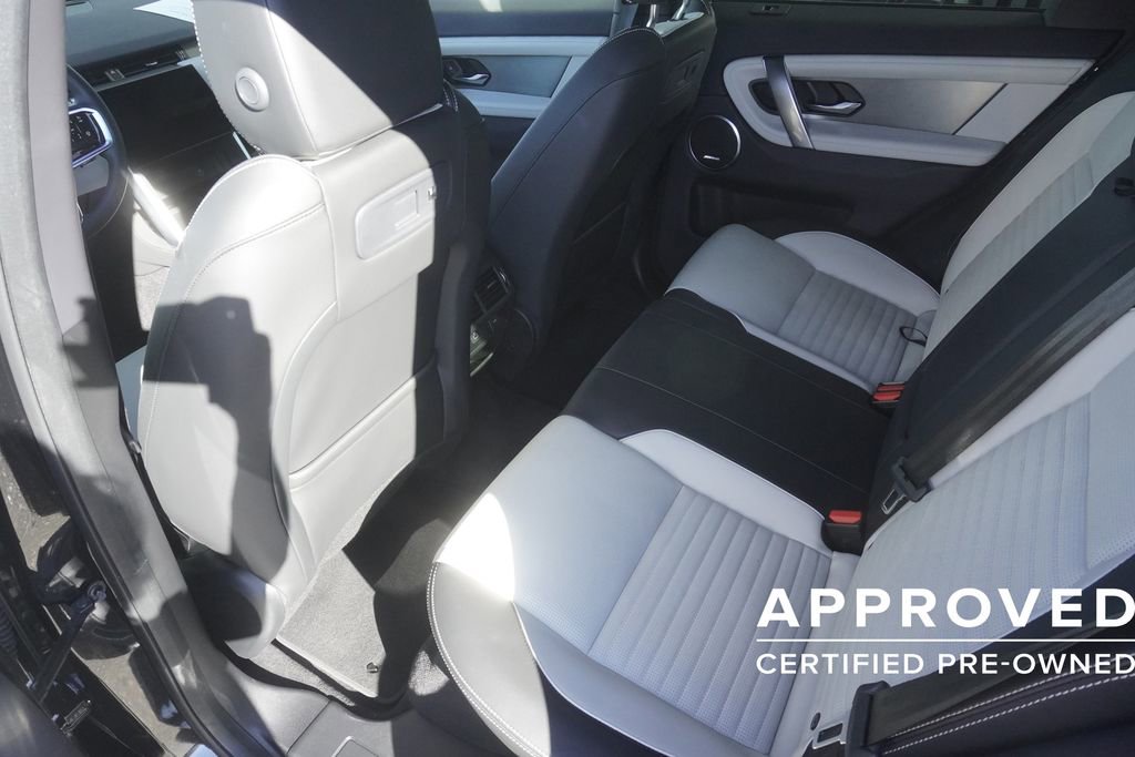 Used 2025 Land Rover Discovery Sport Dynamic SE image 29