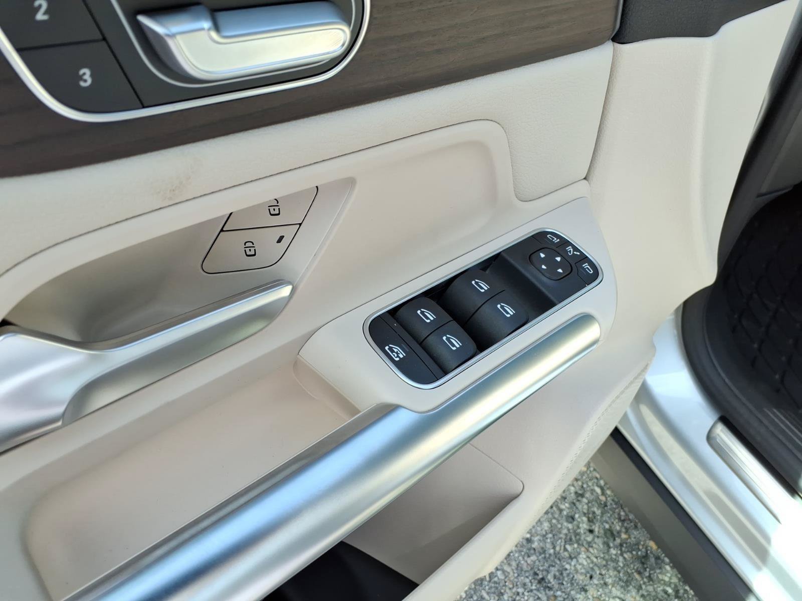 New 2026 Mercedes-Benz GLA 250 image 25