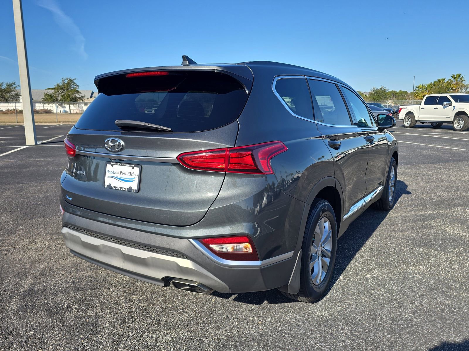 Used 2020 Hyundai Santa Fe SEL image 4