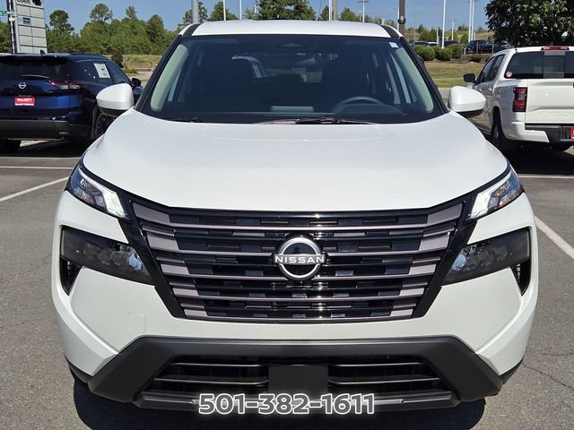 Certified 2026 Nissan Rogue SV FWD image 5