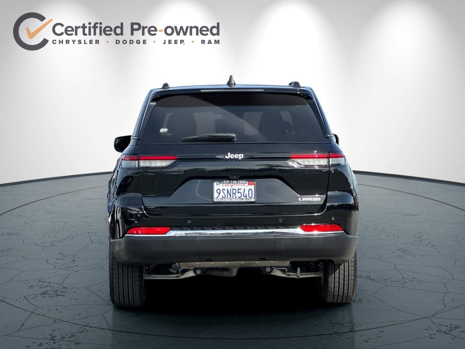 Certified 2025 Jeep Grand Cherokee Laredo X image 5