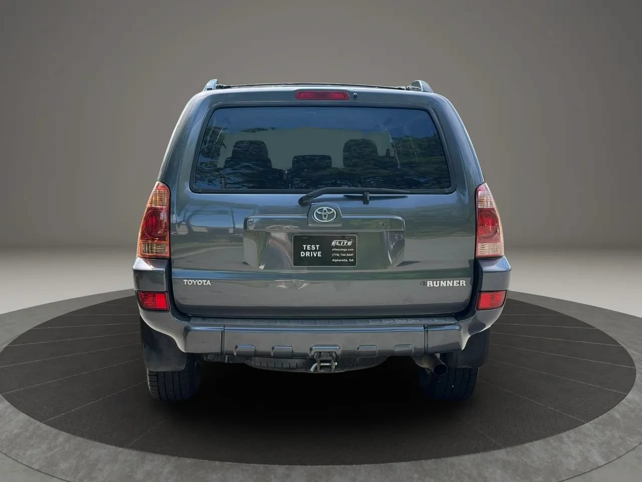 Used 2005 Toyota 4Runner SR5 RWD image 5