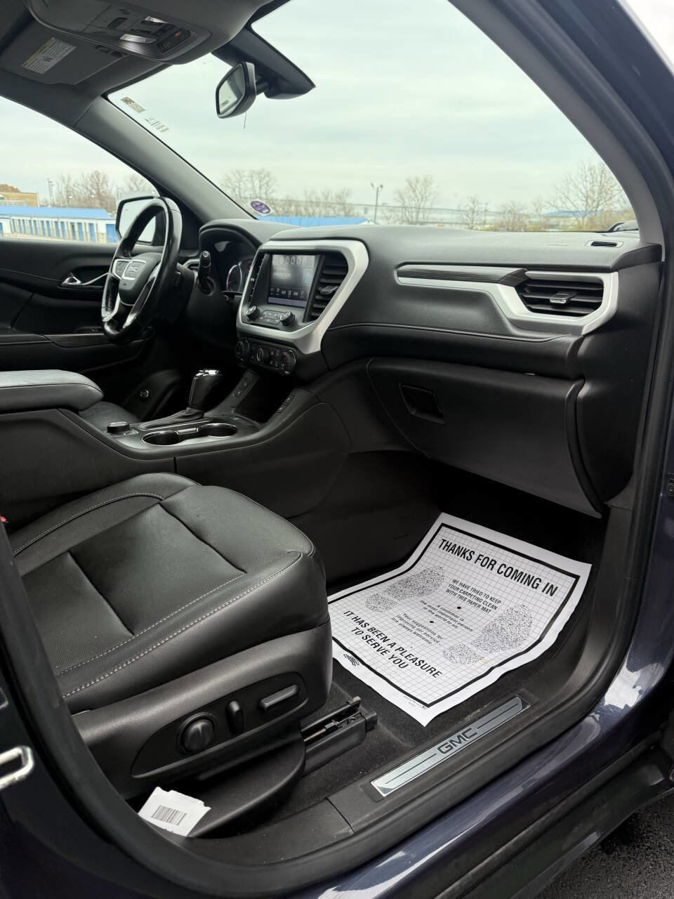 Used 2019 GMC Acadia SLT w/ LPO, Floor Liner Package image 24