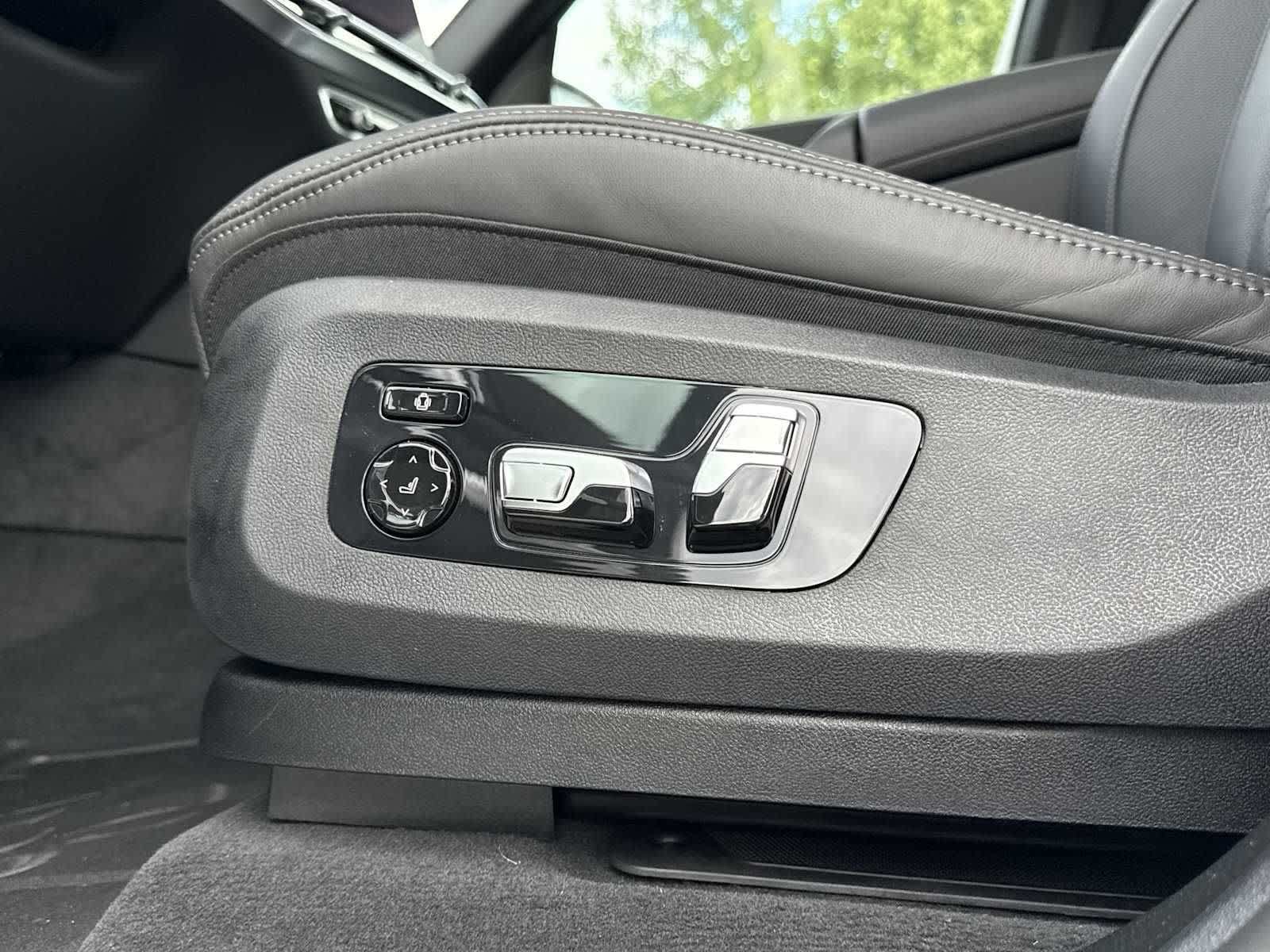 New 2026 BMW X5 M60i AWD/4WD image 18
