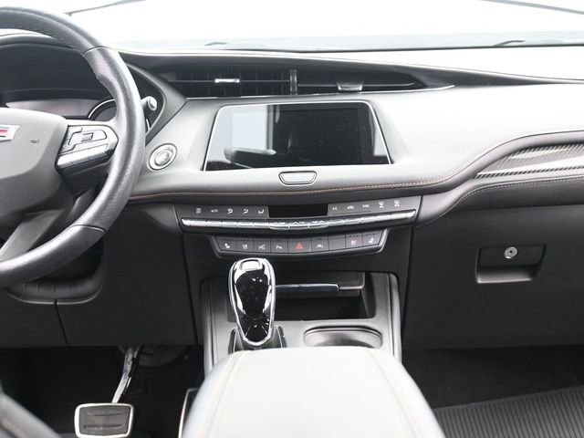 Used 2023 Cadillac XT4 Sport image 25