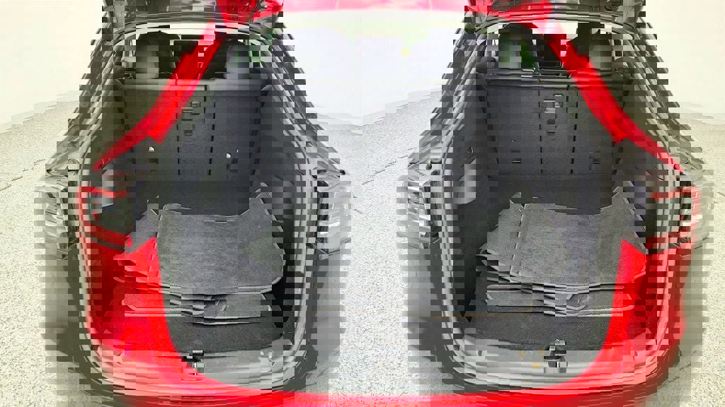 Used 2022 Tesla Model Y Long Range image 26