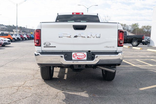 New 2026 RAM 2500 Big Horn AWD/4WD image 4