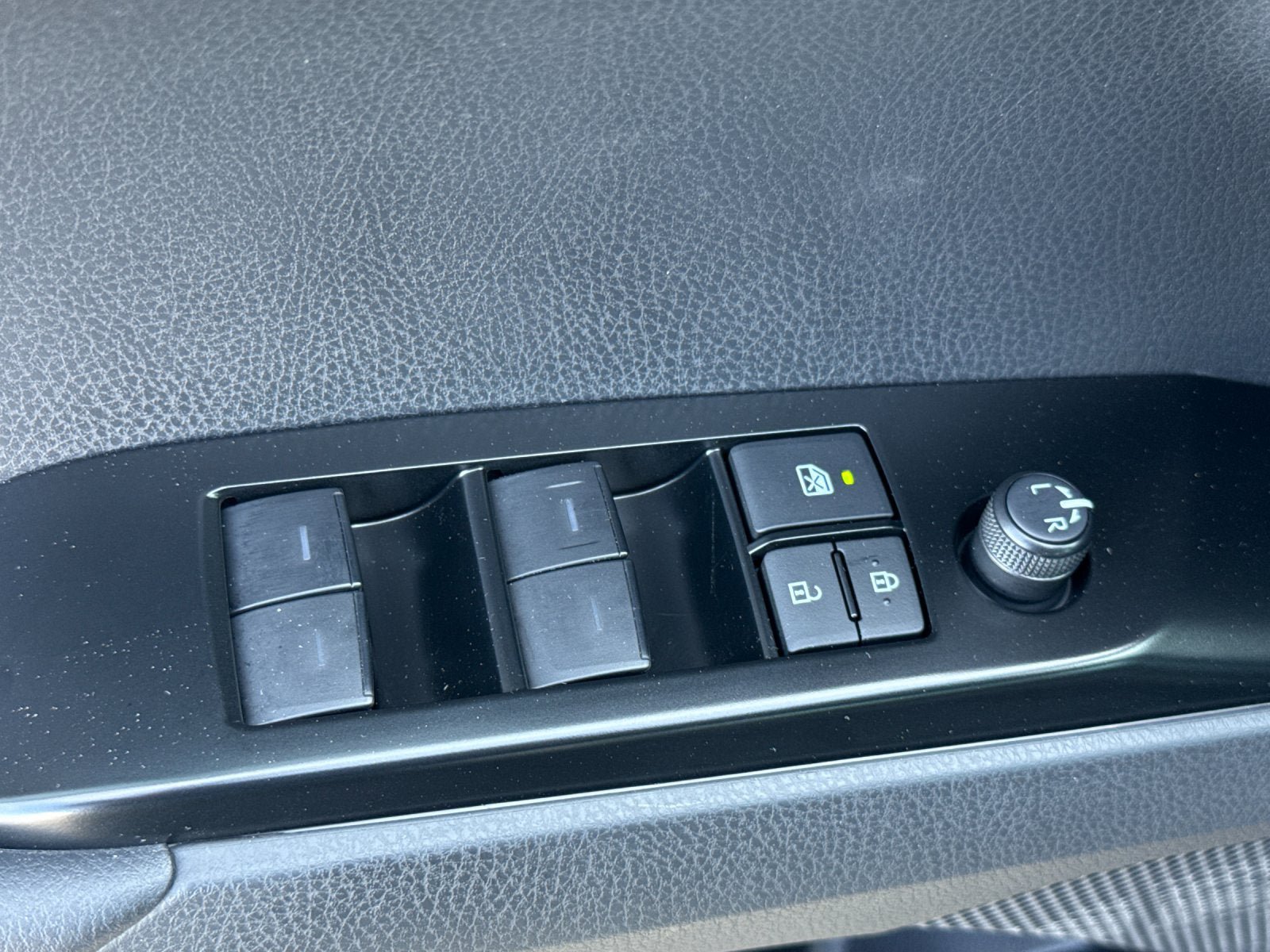 New 2026 Toyota Camry SE FWD image 13