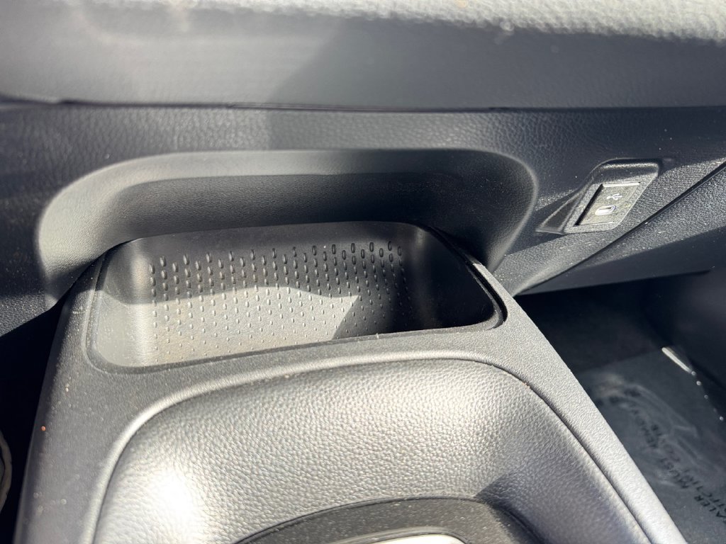 Used 2023 Toyota Corolla LE w/ Carpet Mat Package (TMS) FWD image 24