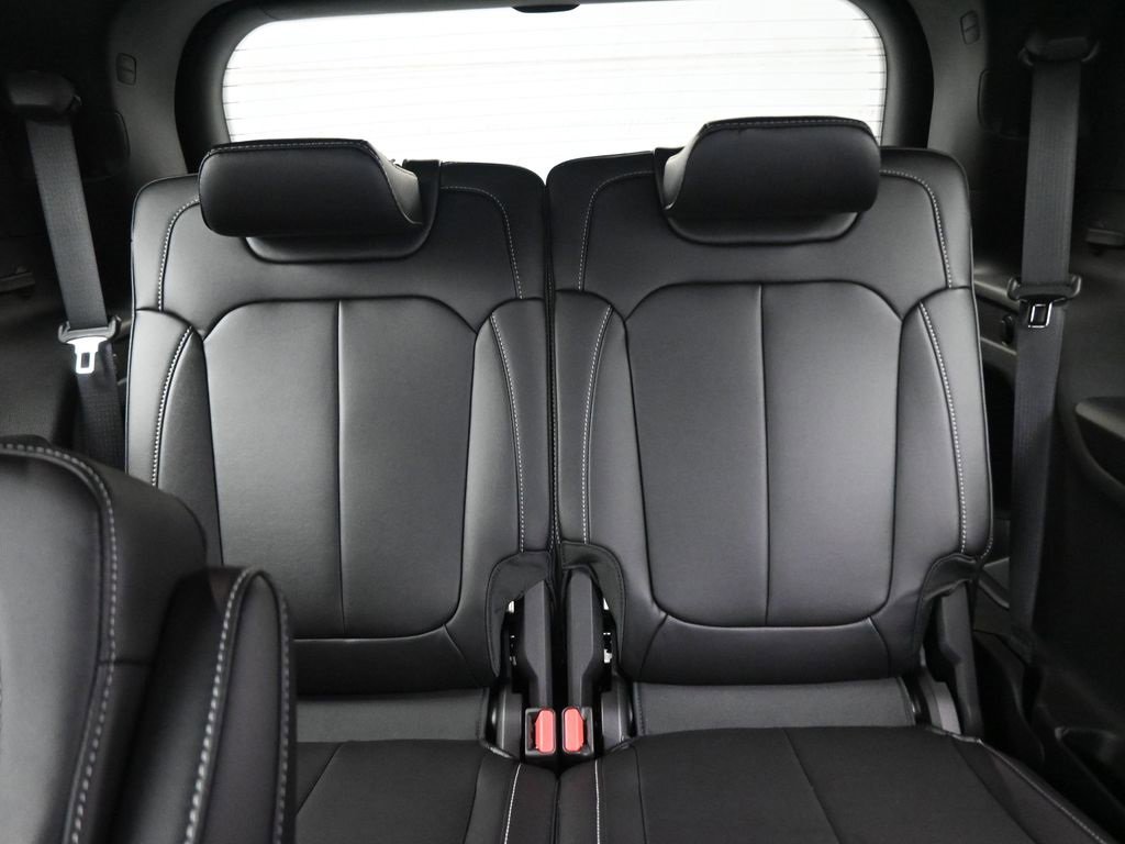 New 2025 Jeep Grand Cherokee L Limited w/ Black Appearance Package image 16