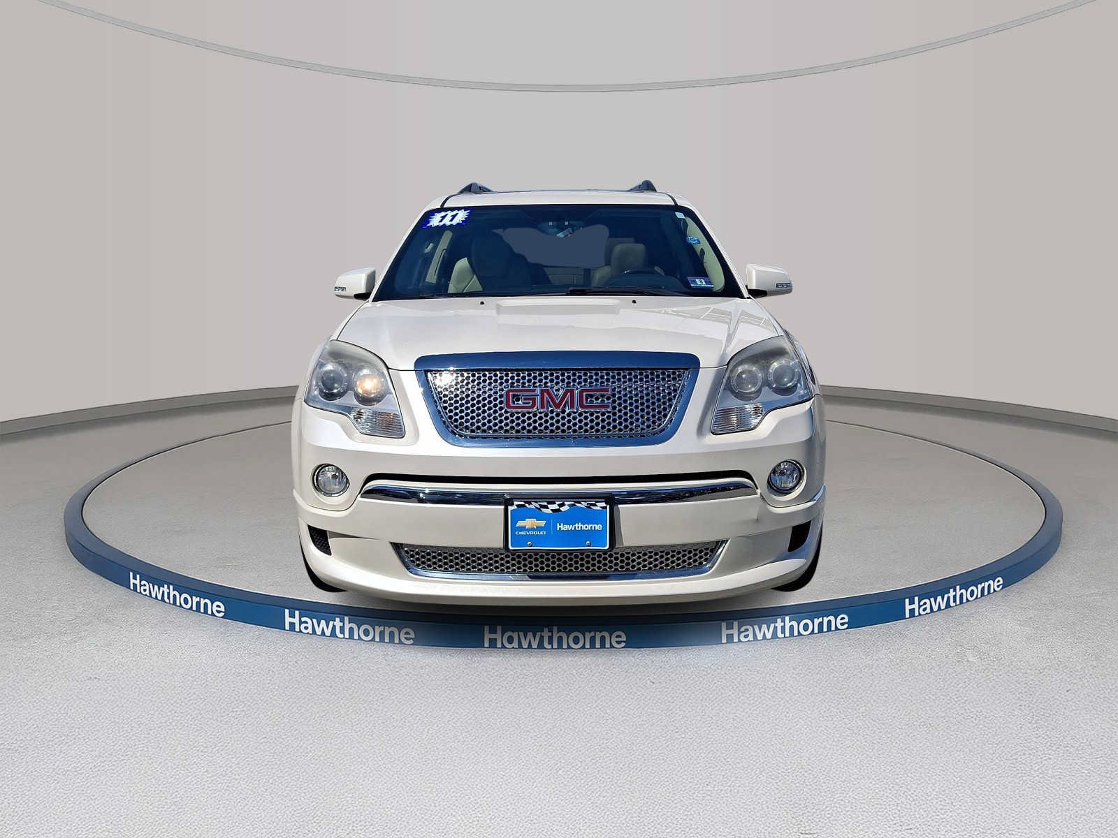 Used 2011 GMC Acadia Denali AWD/4WD image 2