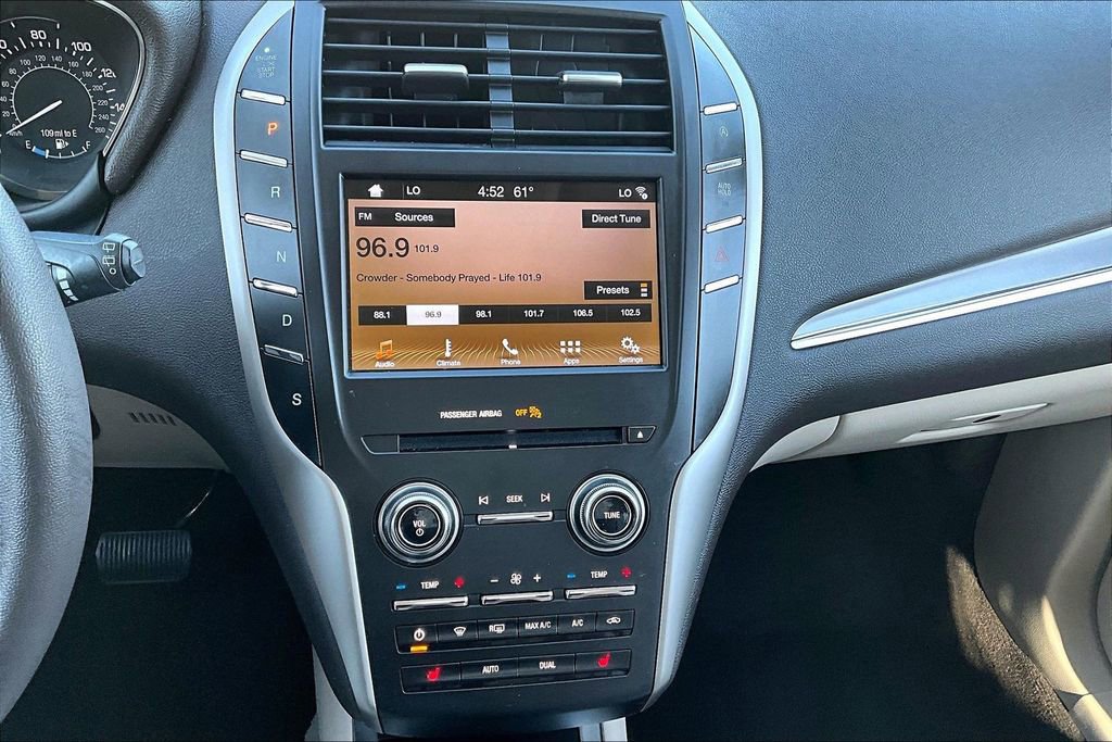 Used 2019 Lincoln MKC Premiere FWD image 16