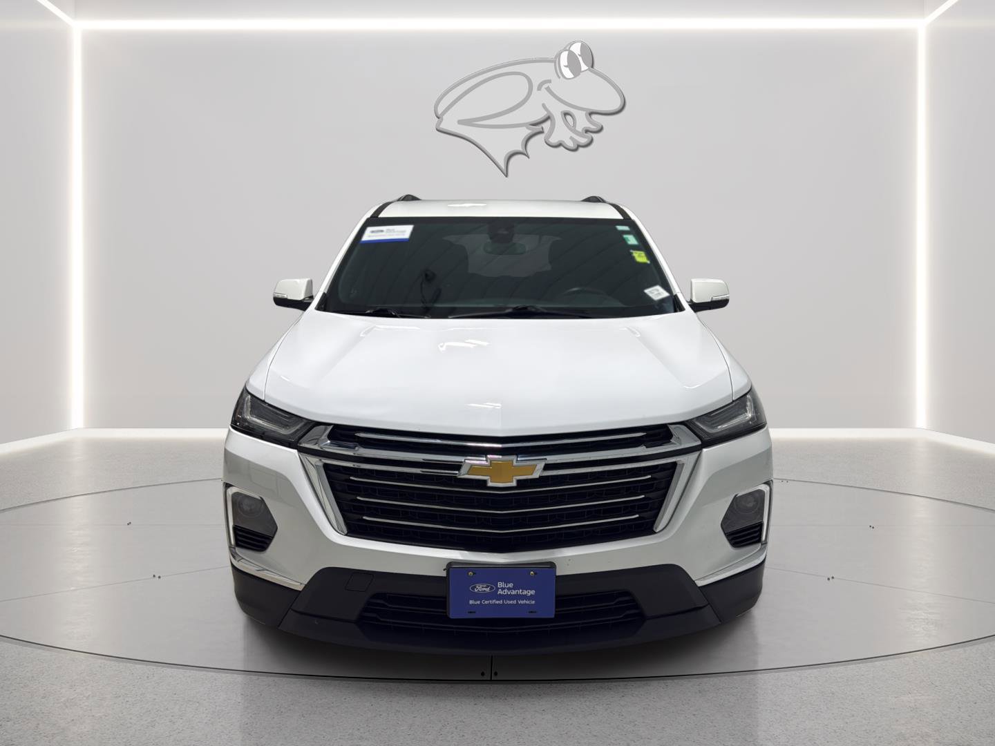Used 2022 Chevrolet Traverse LT image 2