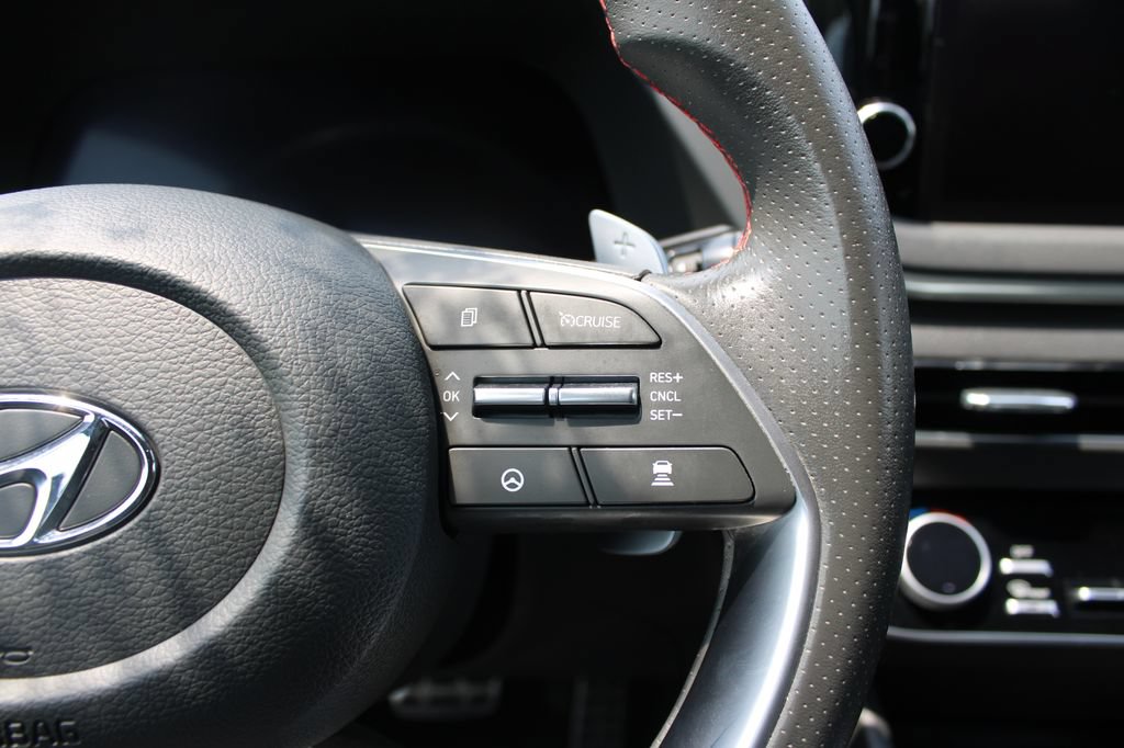Used 2022 Hyundai Sonata SEL Plus w/ Preferred Accessory Package FWD image 19