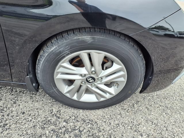 Used 2019 Hyundai Elantra SEL FWD image 12
