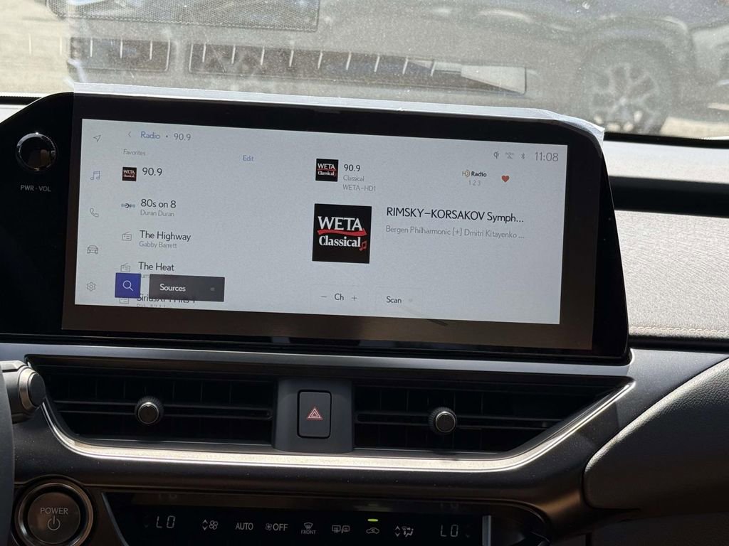 New 2026 Lexus UX 300h AWD image 10