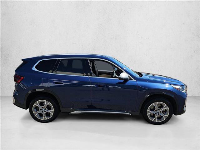 Used 2023 BMW X1 xDrive28i w/ Convenience Package AWD/4WD image 4
