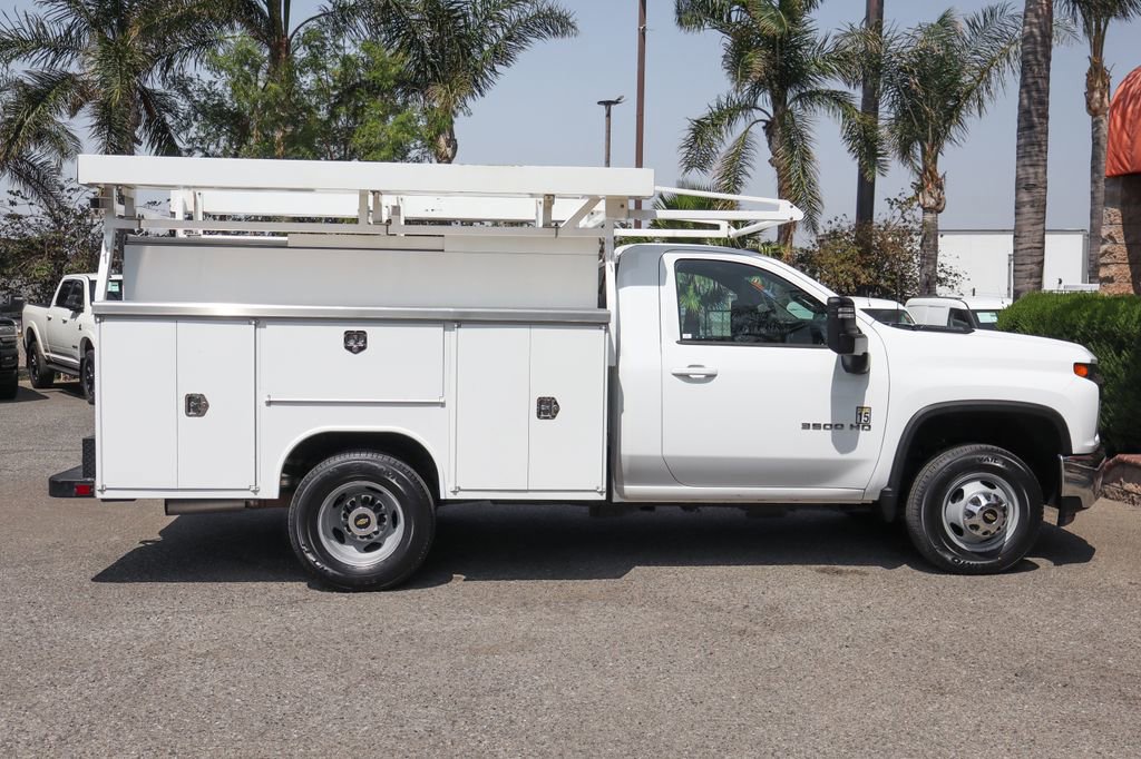 Used 2020 Chevrolet Silverado 3500 LT AWD/4WD image 11