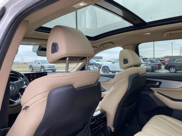 Used 2023 Acura MDX SH-AWD image 13