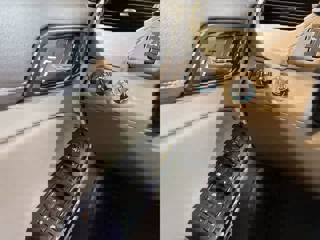 Used 2017 GMC Yukon SLE image 39