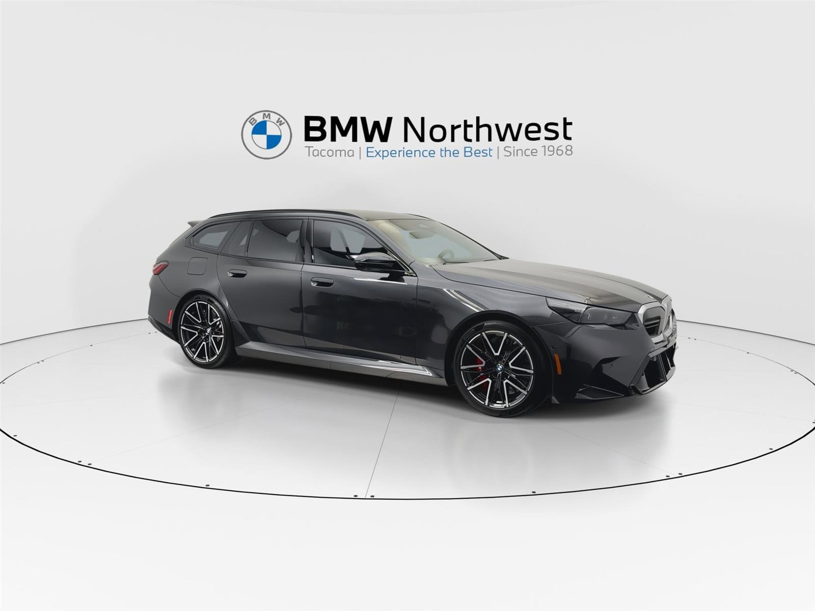 Used 2025 BMW M5 Touring image 6