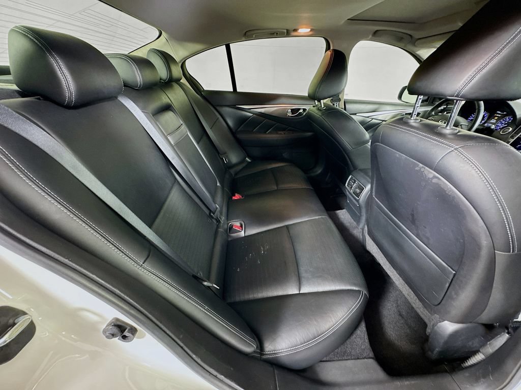 Used 2015 INFINITI Q50 w/ Navigation Package RWD image 34