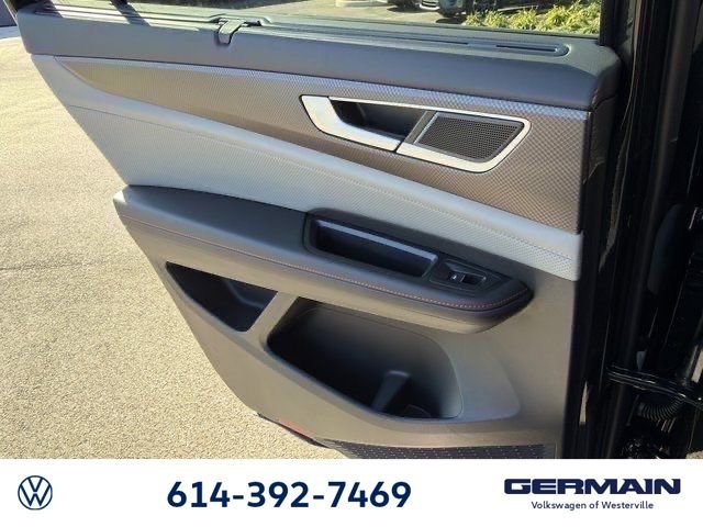 New 2026 Volkswagen Atlas Peak Edition image 18