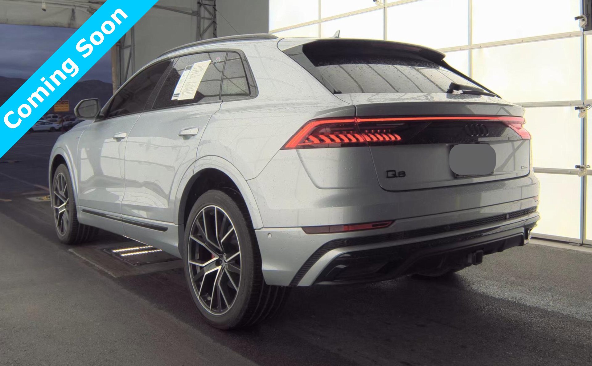Used 2021 Audi Q8 Premium Plus w/ Premium Plus Package image 4