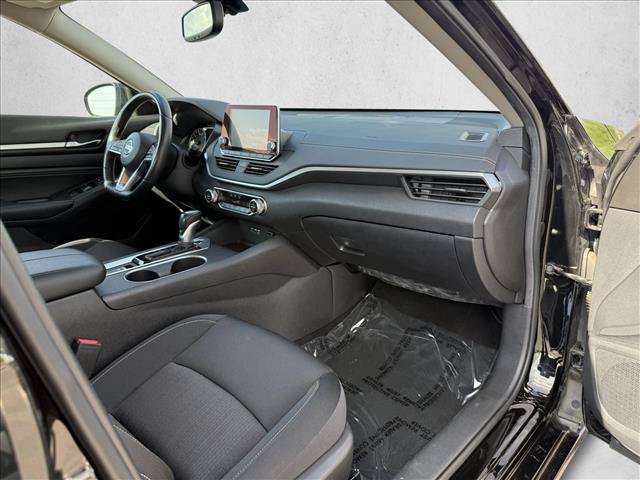 Used 2019 Nissan Altima 2.5 SV FWD image 11