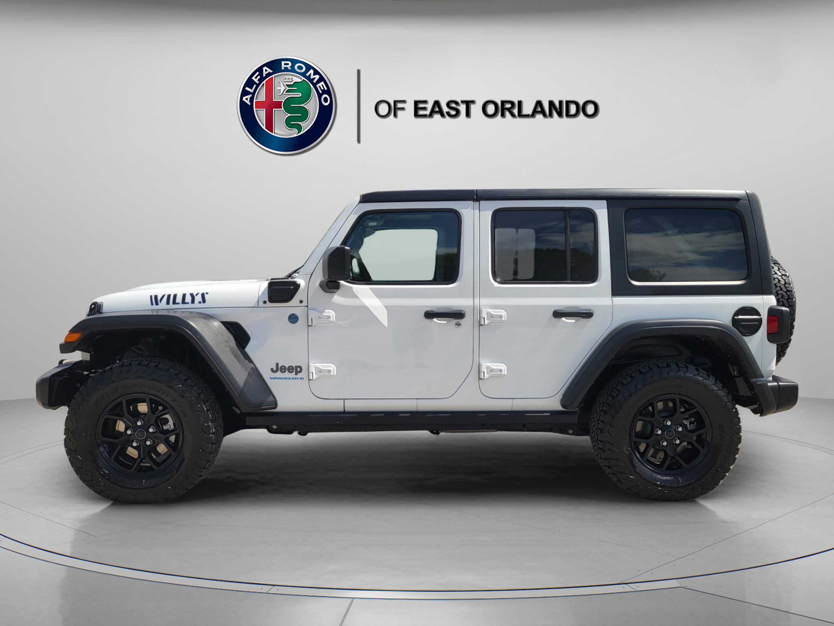 Used 2025 Jeep Wrangler Unlimited Sport S 4xe image 4