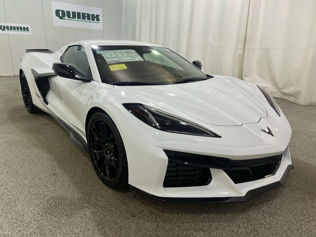 New 2026 Chevrolet Corvette Z06 w/ Z07 Performance Package RWD image 1