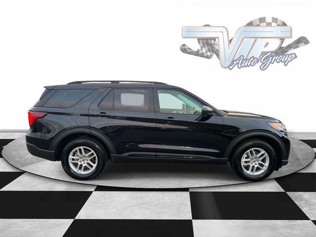 Used 2026 Ford Explorer Active AWD/4WD image 5