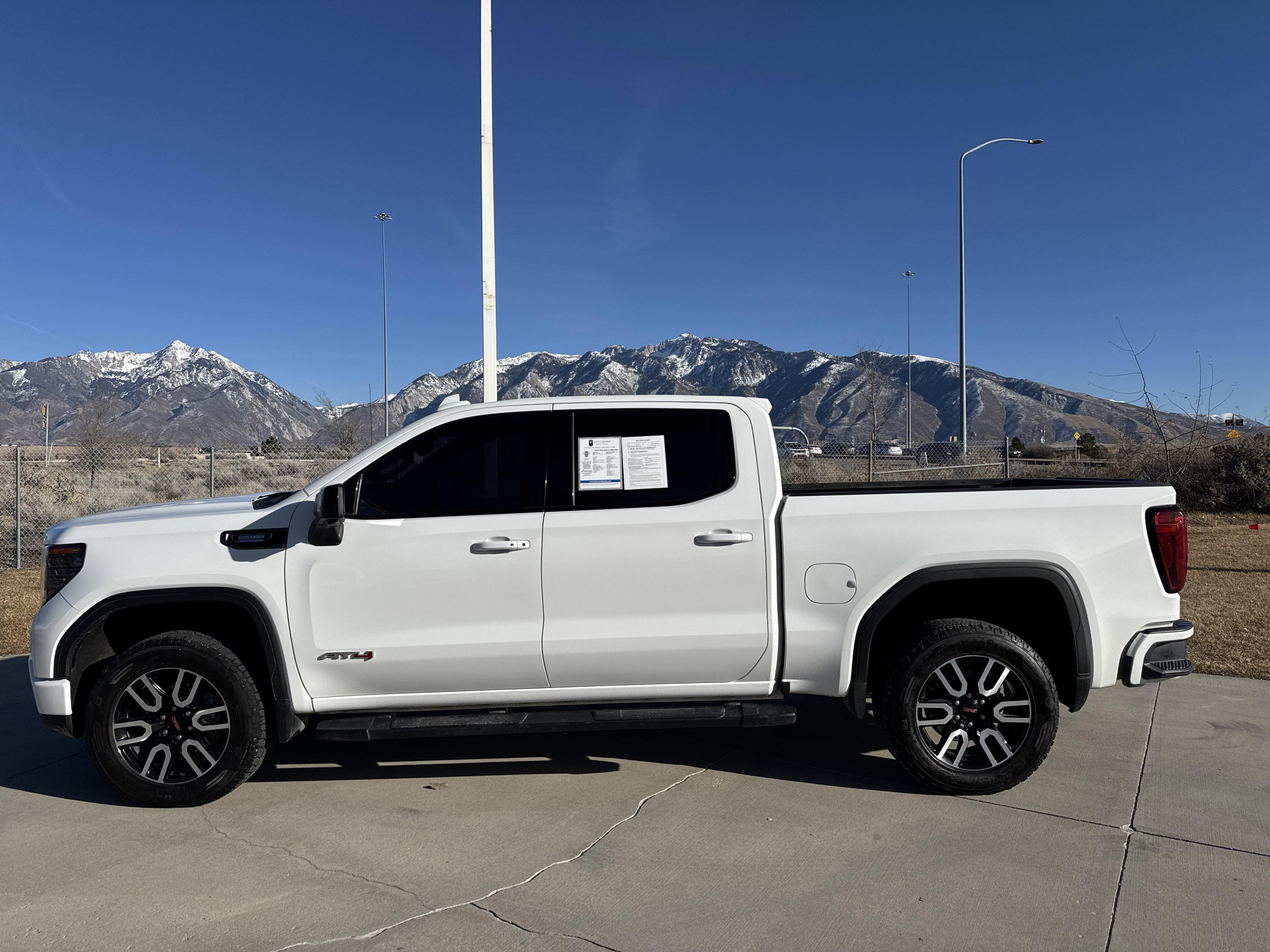 Used 2023 GMC Sierra 1500 AT4 w/ Technology Package image 2