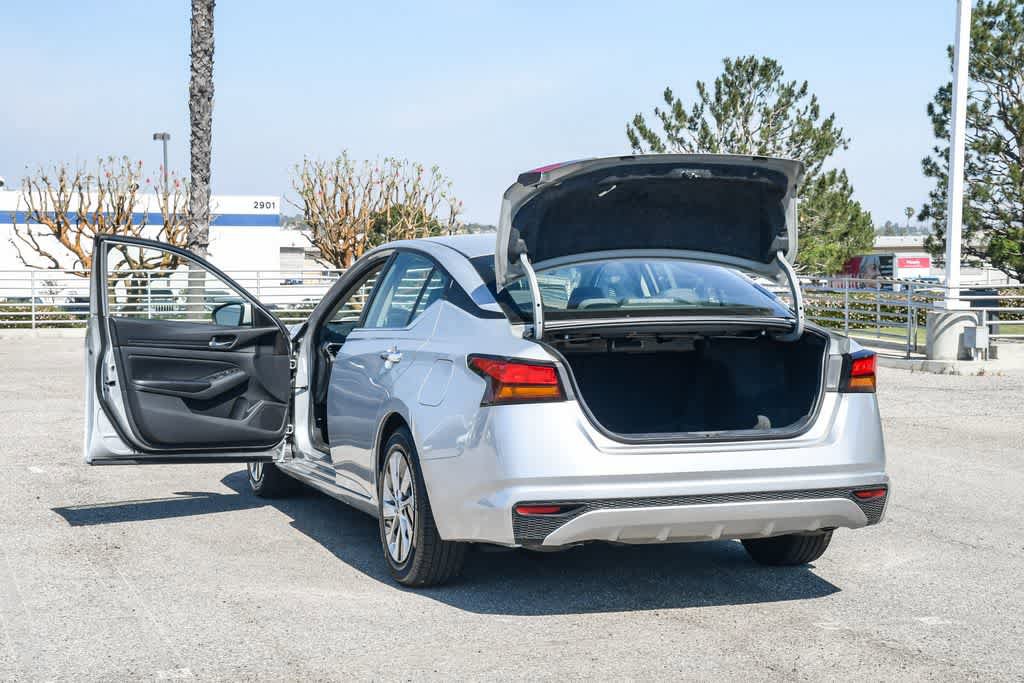 Used 2022 Nissan Altima 2.5 S FWD image 26