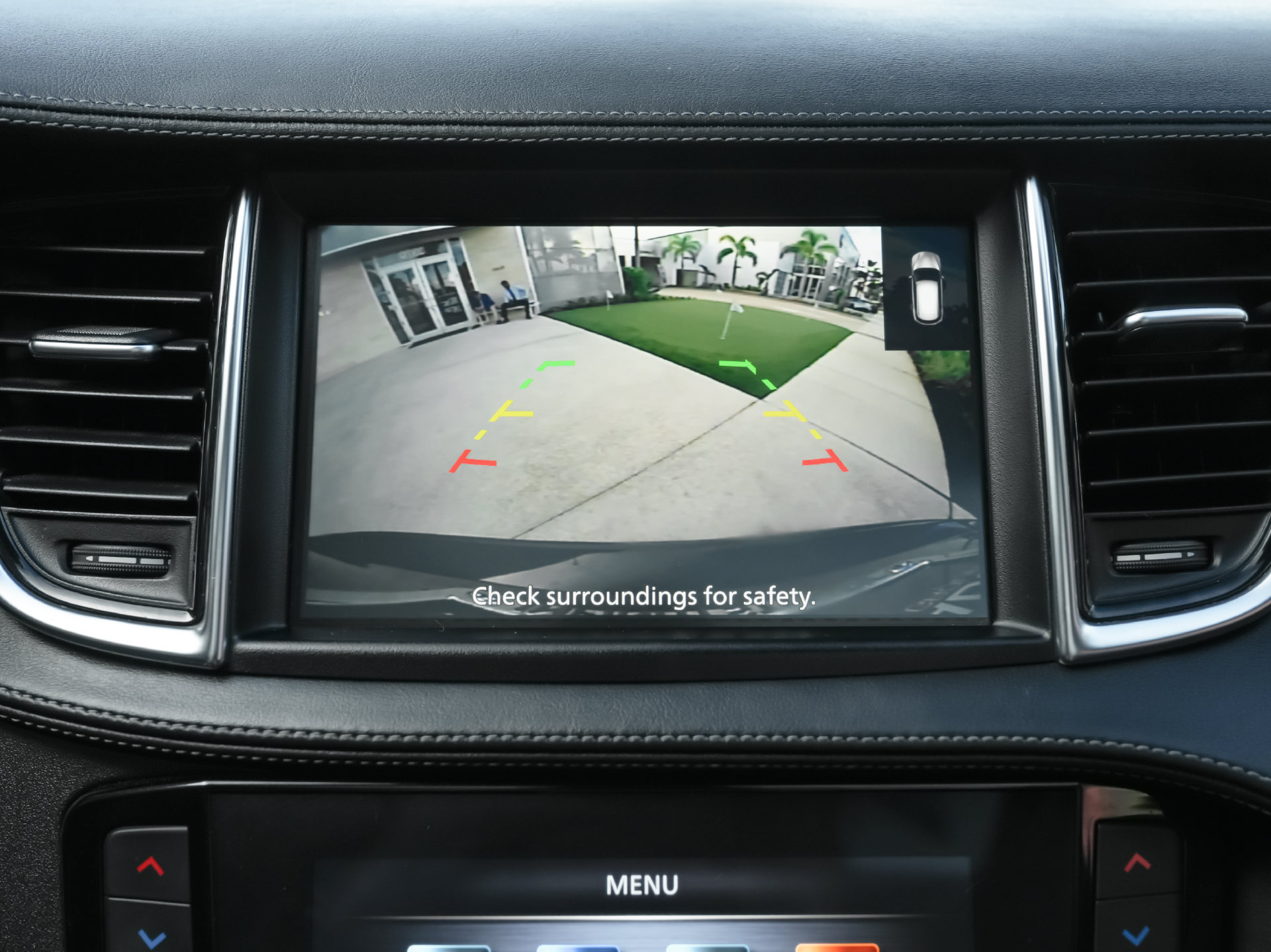 Used 2022 INFINITI QX50 Luxe FWD image 14