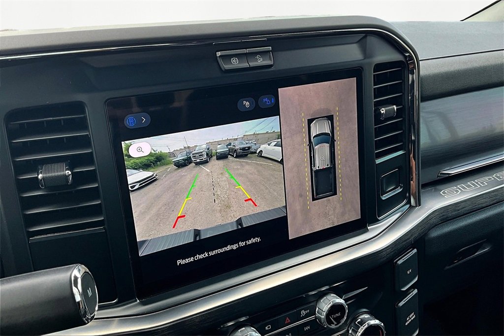 Certified 2025 Ford F250 Lariat image 22