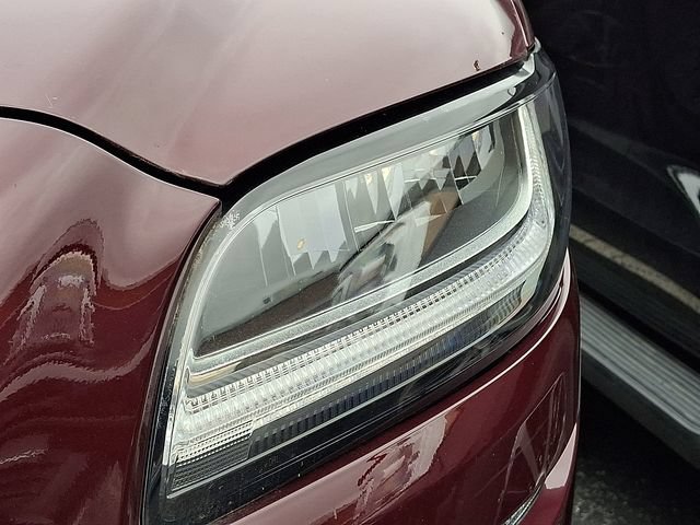 Used 2019 Lincoln Nautilus Select AWD/4WD image 8