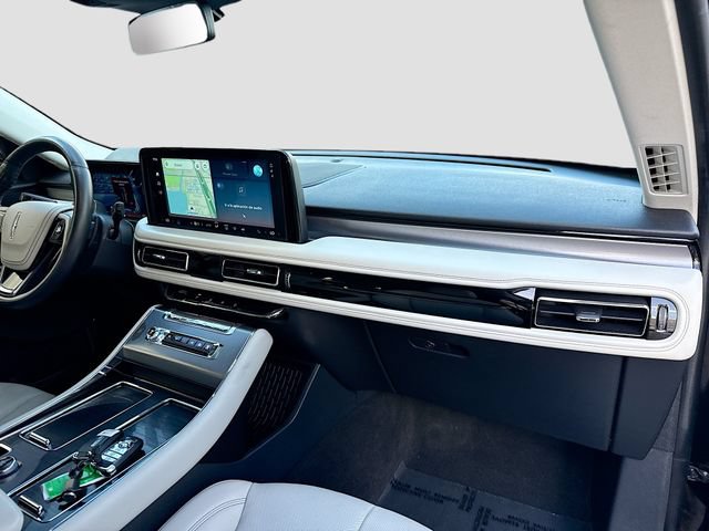 Used 2025 Lincoln Aviator 2WD image 29