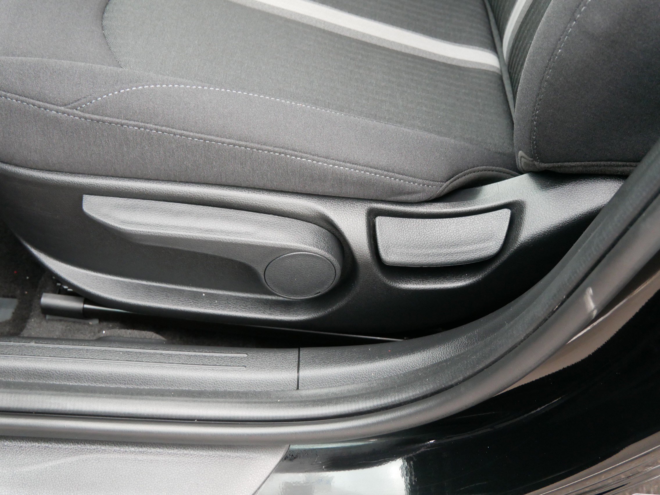 Certified 2023 Hyundai Sonata SE w/ Cargo Package image 20