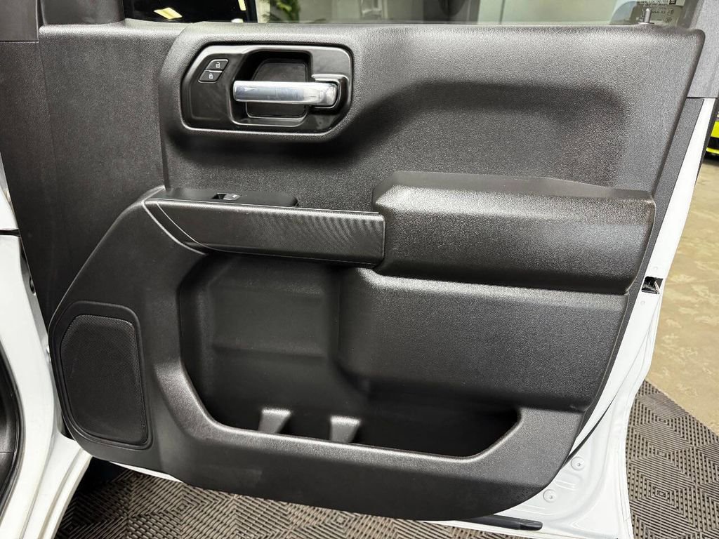 Used 2023 Chevrolet Silverado 1500 Custom image 55