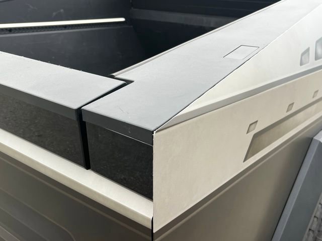 Used 2024 Tesla Cybertruck Cyberbeast image 31