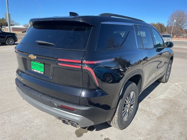 Used 2025 Chevrolet Traverse LT w/ LPO, Floor Liner Package image 10