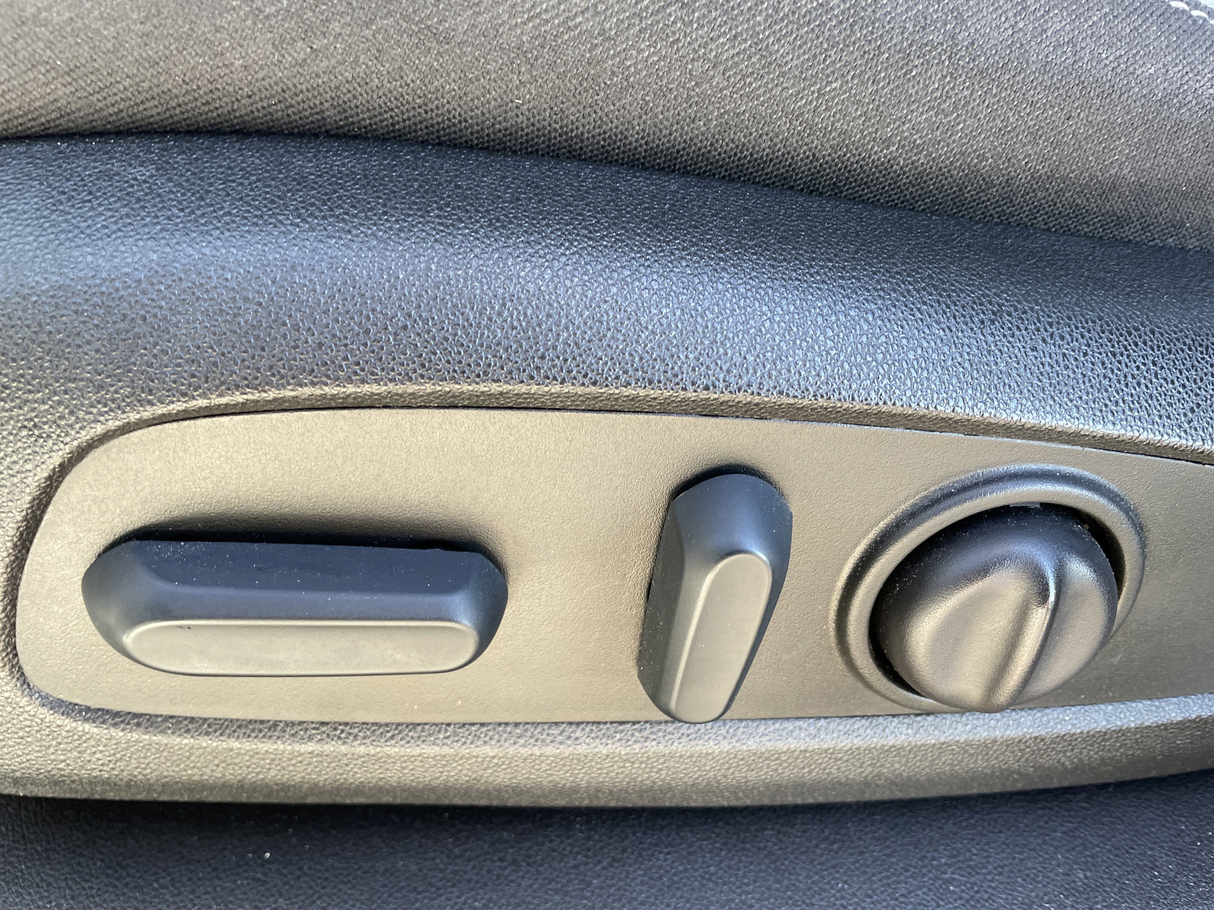 Used 2022 Chevrolet Equinox LT image 19