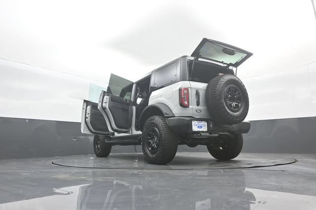 New 2026 Ford Bronco Outer Banks w/ Sasquatch Package AWD/4WD image 41