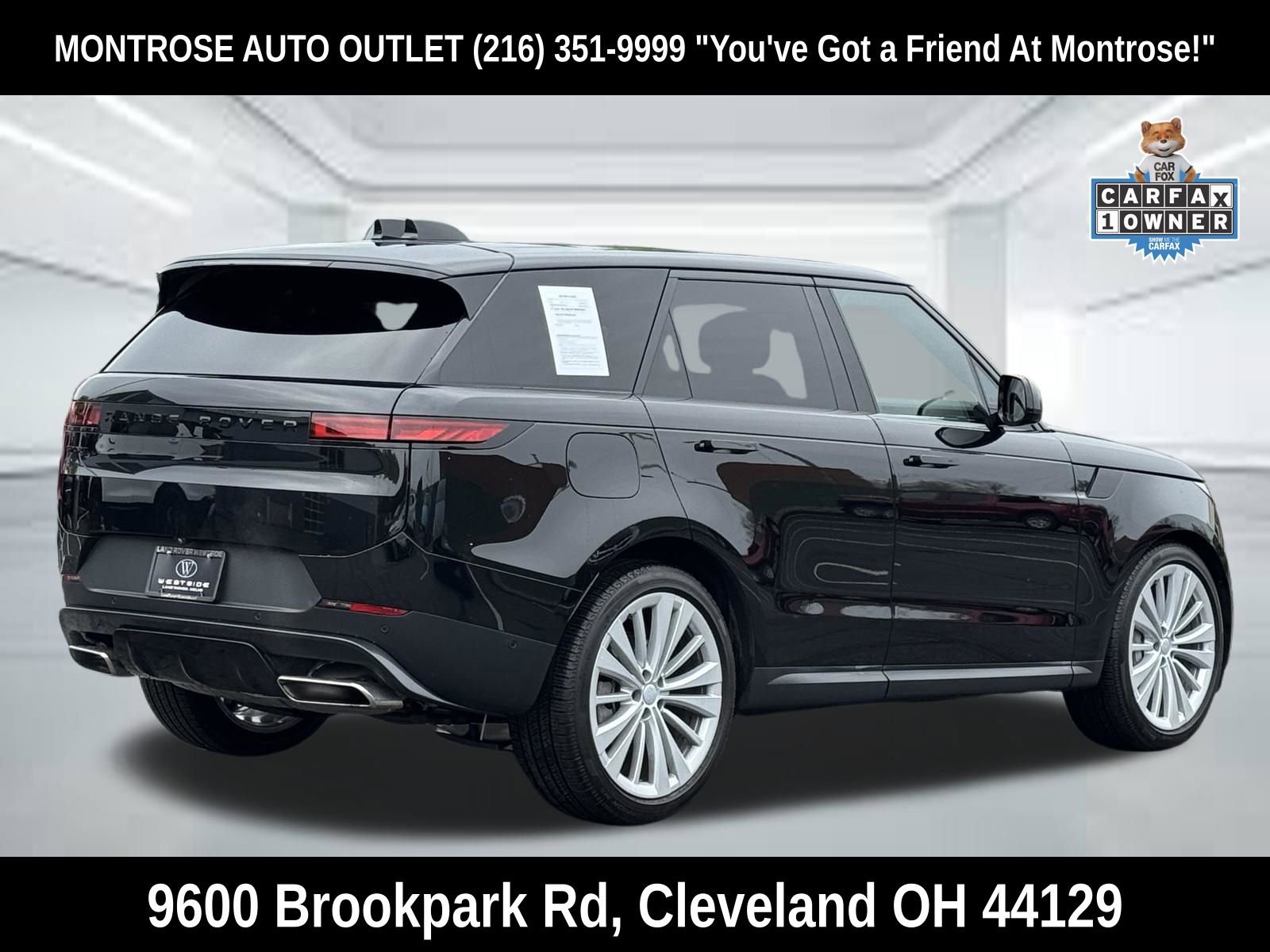 Used 2024 Land Rover Range Rover Sport SE AWD/4WD image 4