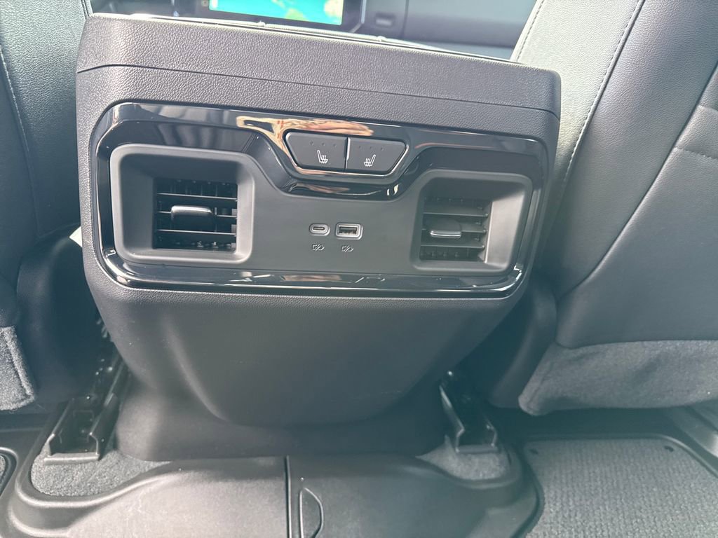 Used 2023 GMC Sierra 1500 AT4 w/ AT4 Premium Package image 33